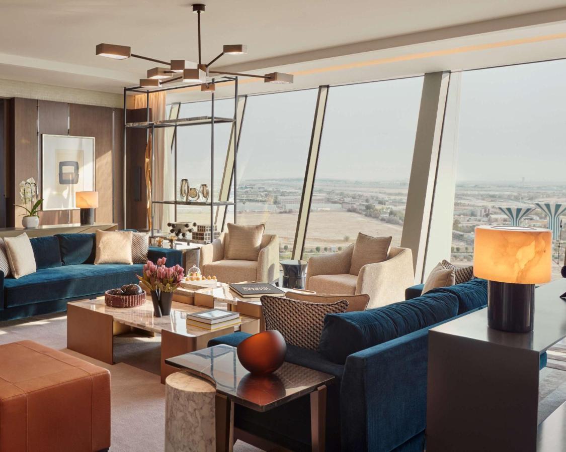 Готель Grand Hyatt Kuwait Kuwait City Екстер'єр фото The living room of a suite at the Ritz-Carlton, DIFC